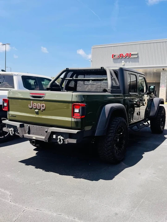 2024 Jeep JT Gladiator - Image 4 of 5