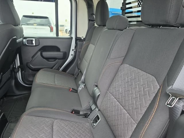 2024 Jeep JT Gladiator - Image 12 of 16