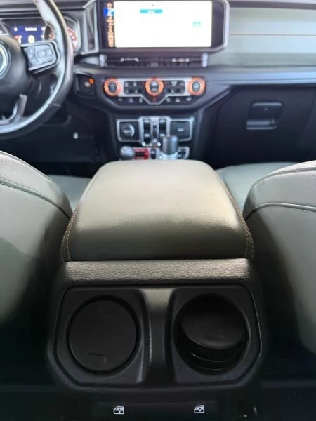 2024 Jeep JT Gladiator - Image 15 of 16