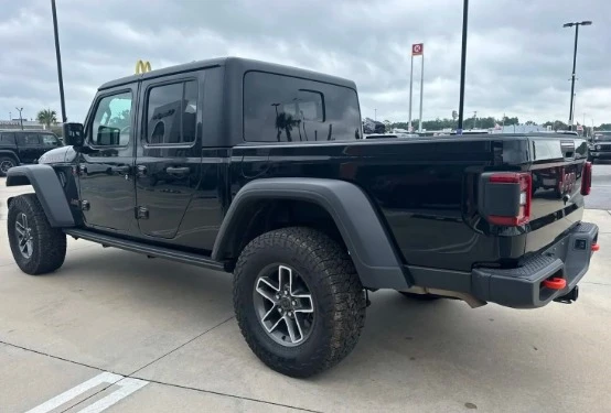 2024 Jeep JT Gladiator - Image 6 of 11