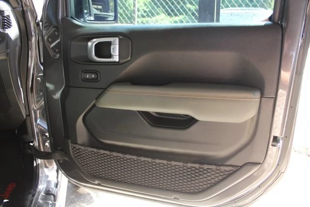 2024 Jeep JT Gladiator - Image 18 of 20