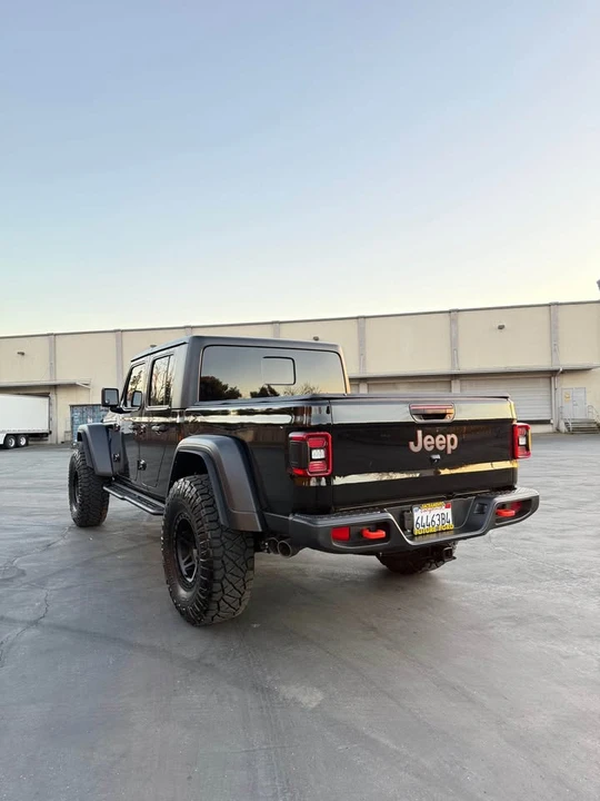2024 Jeep JT Gladiator - Image 3 of 10