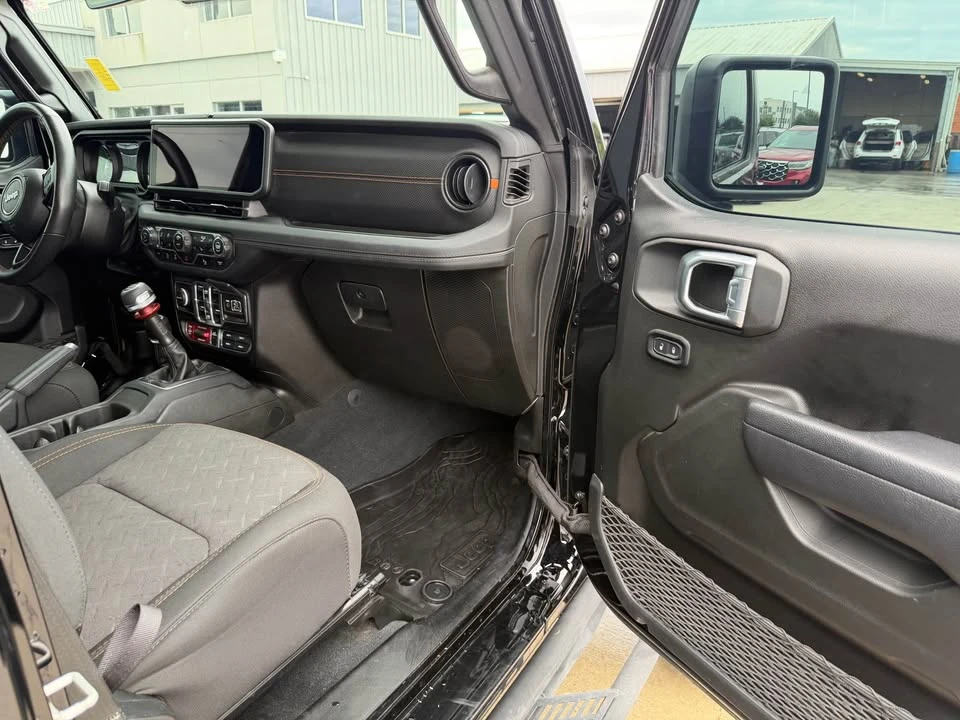 2024 Jeep JT Gladiator - Image 9 of 11