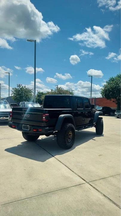 2024 Jeep JT Gladiator - Image 4 of 11