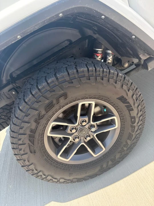 2024 Jeep JT Gladiator - Image 9 of 12