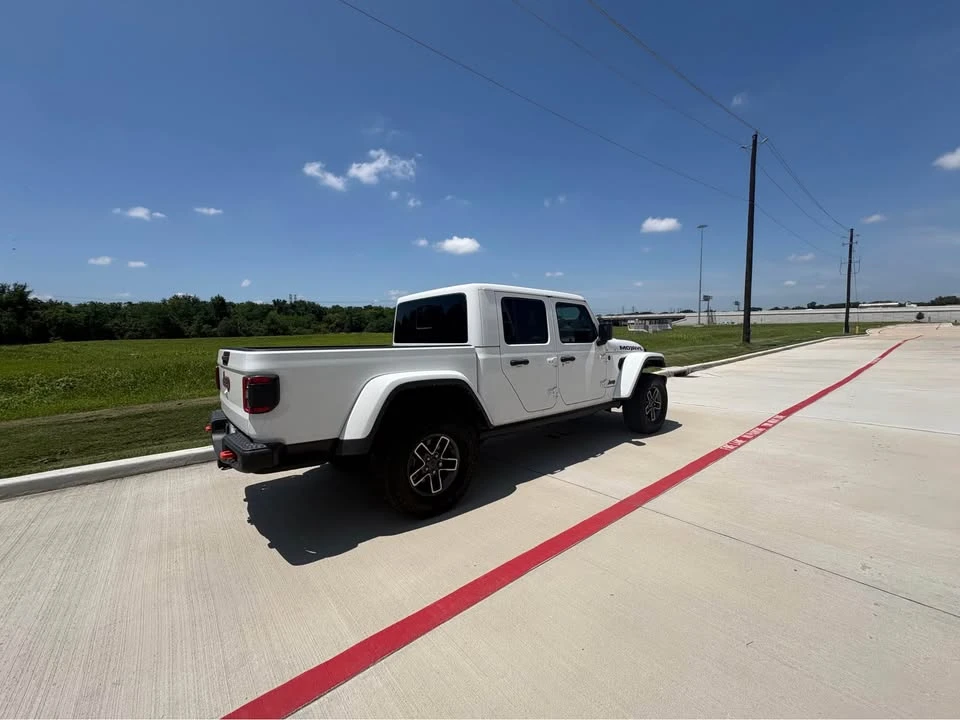 2024 Jeep JT Gladiator - Image 6 of 12