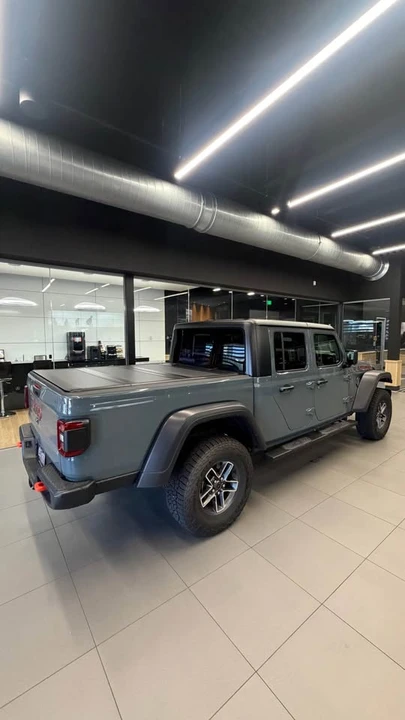 2024 Jeep JT Gladiator - Image 5 of 15