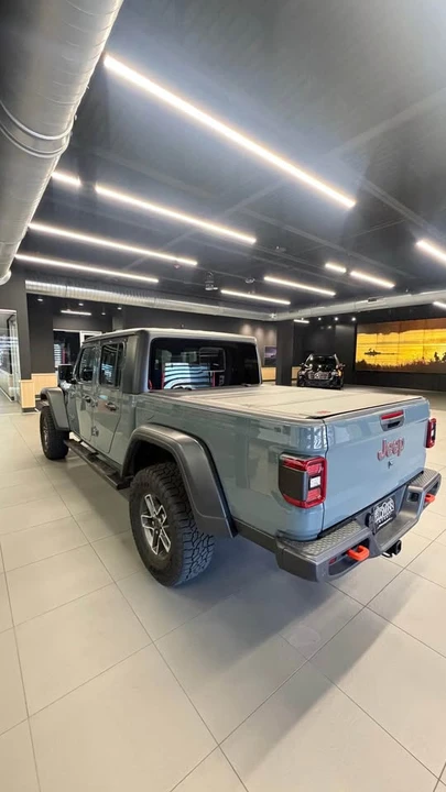 2024 Jeep JT Gladiator - Image 7 of 15