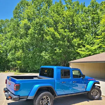 2024 Jeep Gladiator Mojave X
