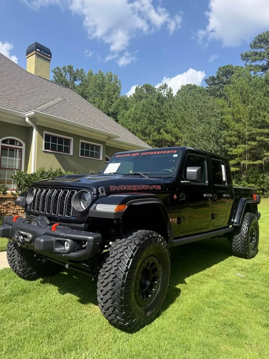 2024 Jeep JT Gladiator - Image 2 of 15