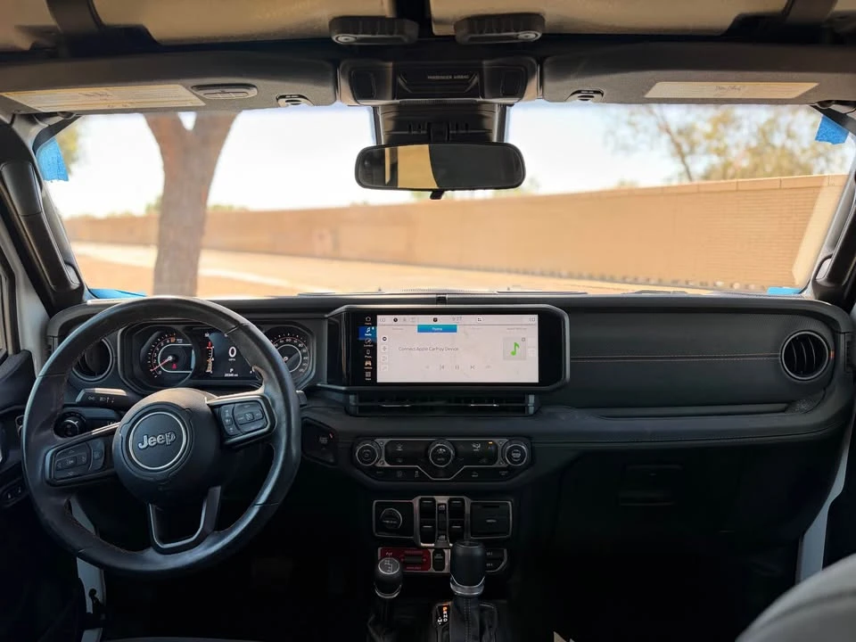 2024 Jeep JT Gladiator - Image 14 of 18
