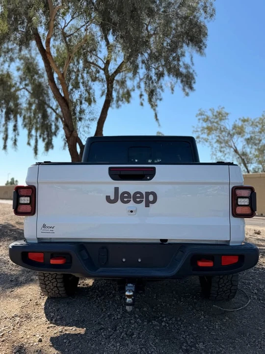 2024 Jeep JT Gladiator - Image 5 of 18