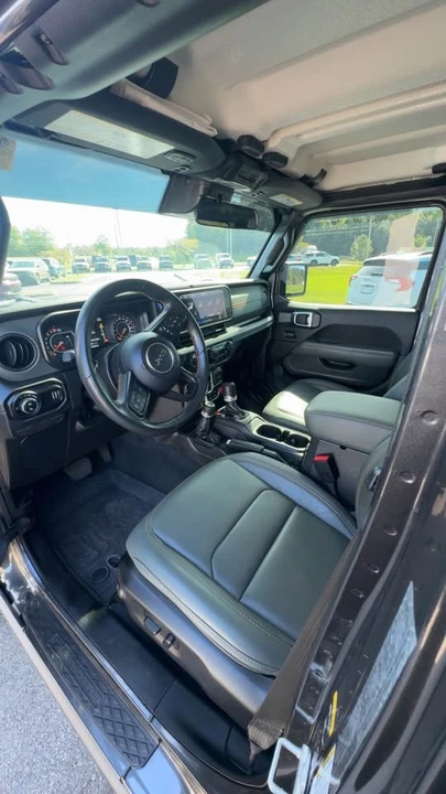 2024 Jeep JT Gladiator - Image 5 of 10