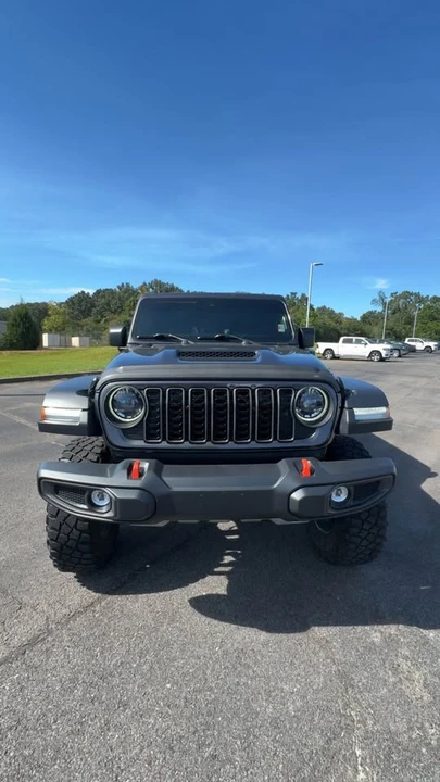 2024 Jeep JT Gladiator - Image 2 of 10