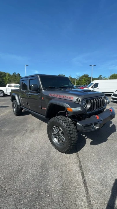 2024 Jeep JT Gladiator - Image 3 of 10