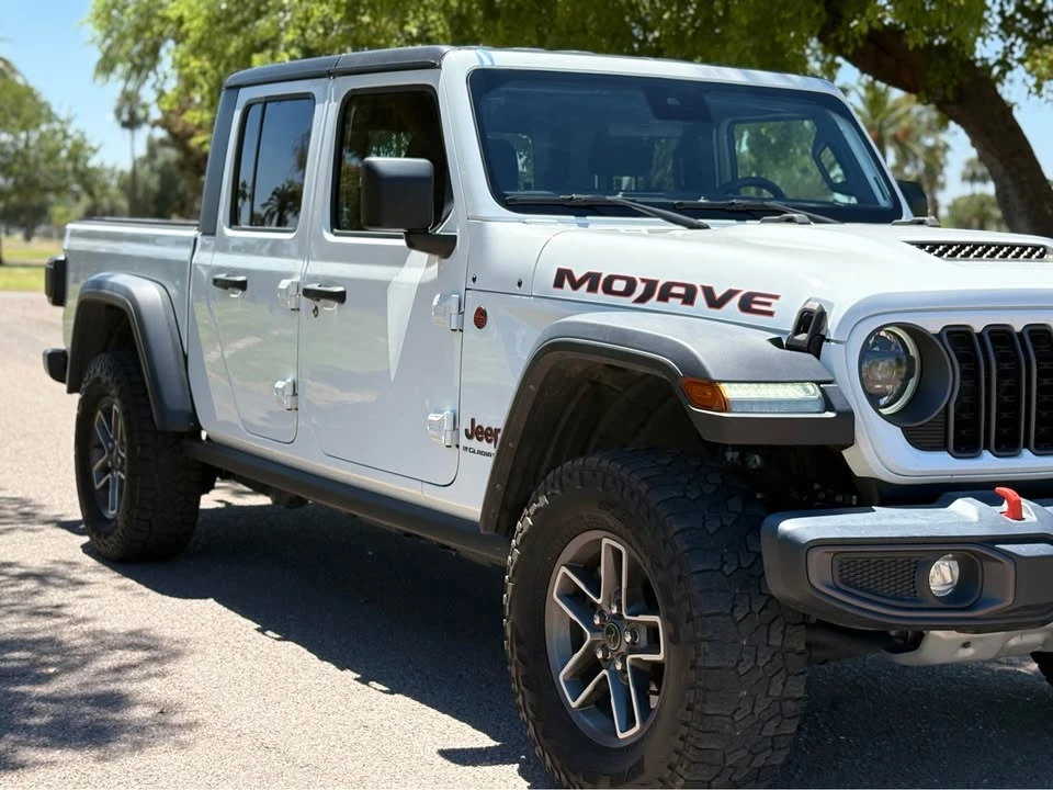 2024 Jeep JT Gladiator - Image 5 of 20