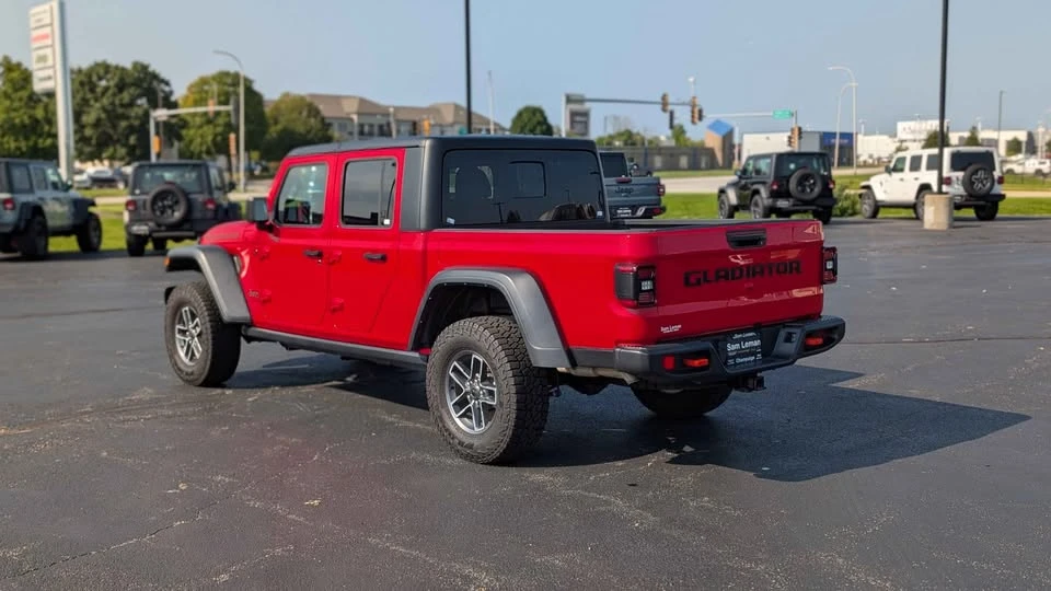 2024 Jeep JT Gladiator - Image 7 of 17