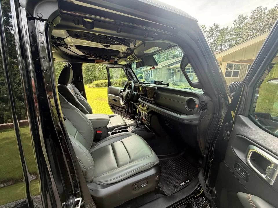 2024 Jeep JT Gladiator - Image 14 of 20
