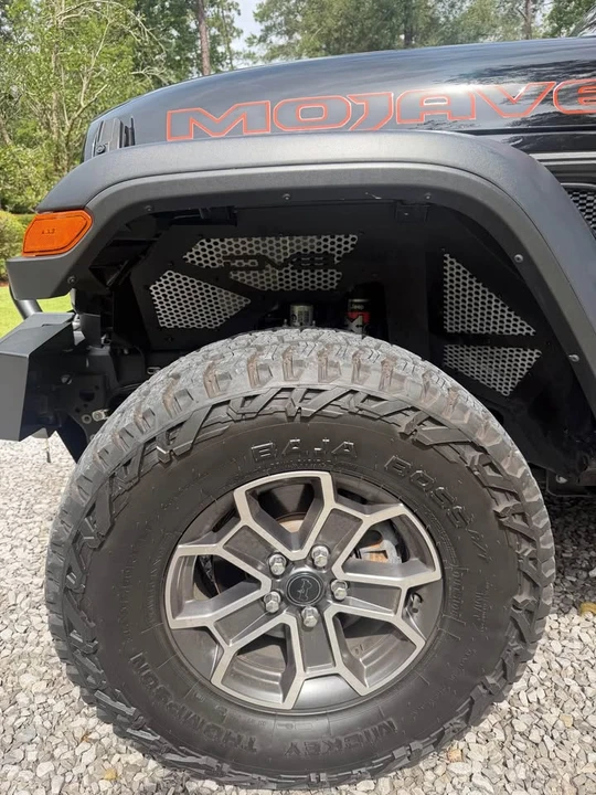 2024 Jeep JT Gladiator - Image 8 of 20