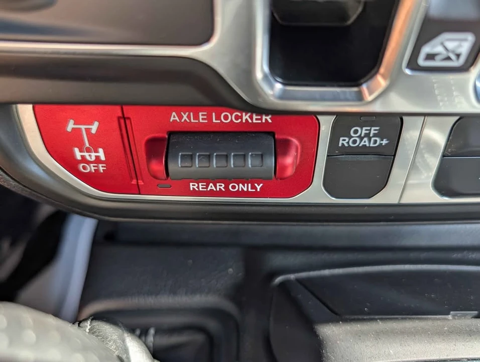 2024 Jeep JT Gladiator - Image 6 of 8