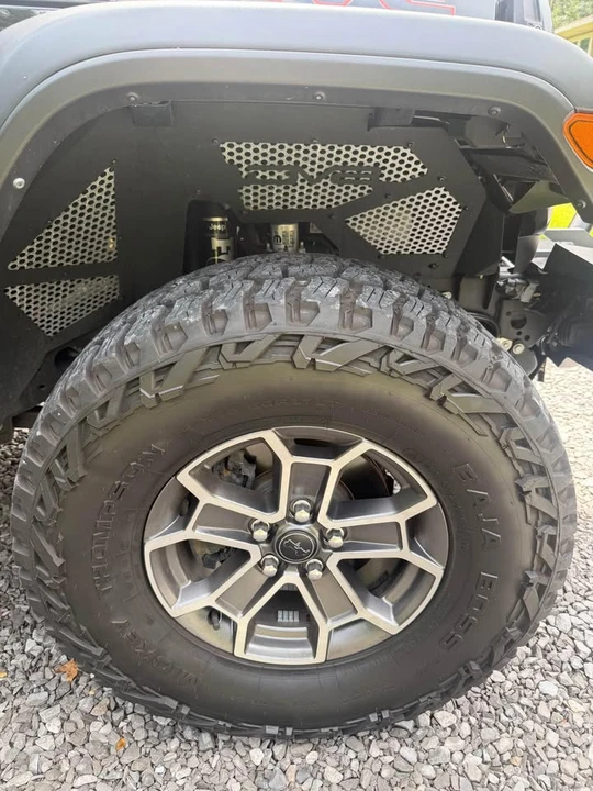 2024 Jeep JT Gladiator - Image 5 of 20