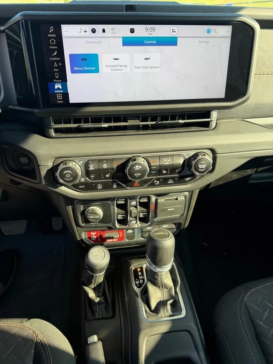 2024 Jeep JT Gladiator - Image 4 of 12