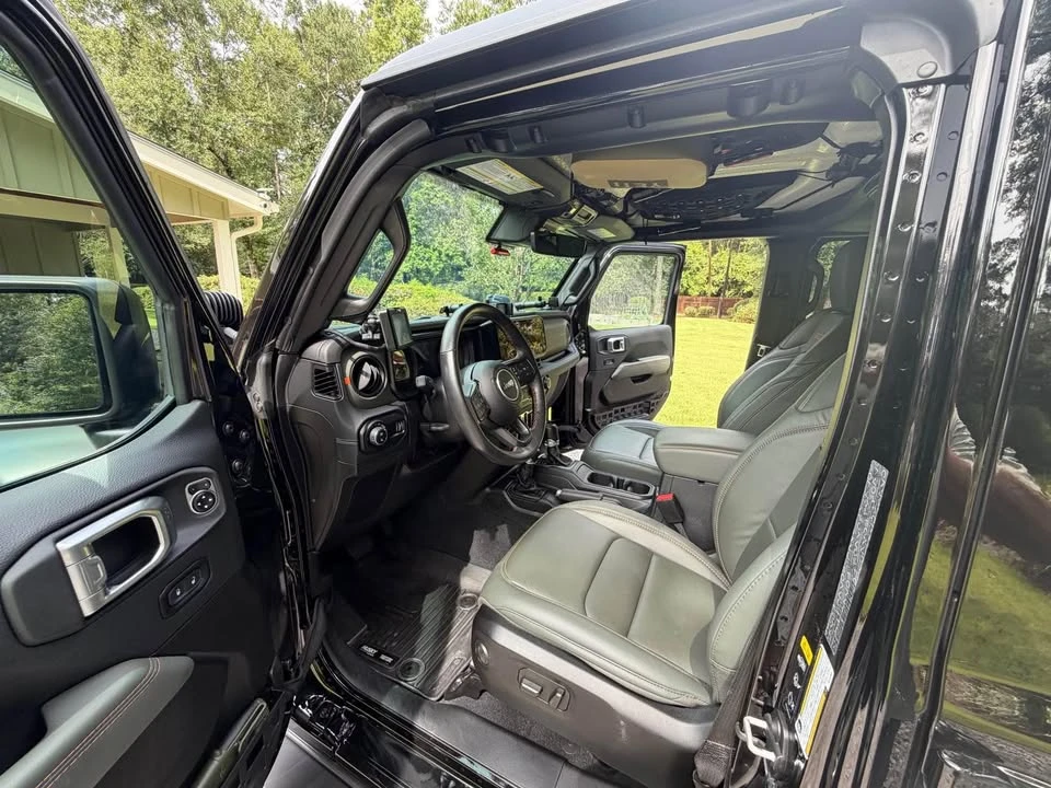 2024 Jeep JT Gladiator - Image 12 of 20