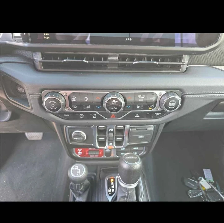 2024 Jeep JT Gladiator - Image 16 of 20