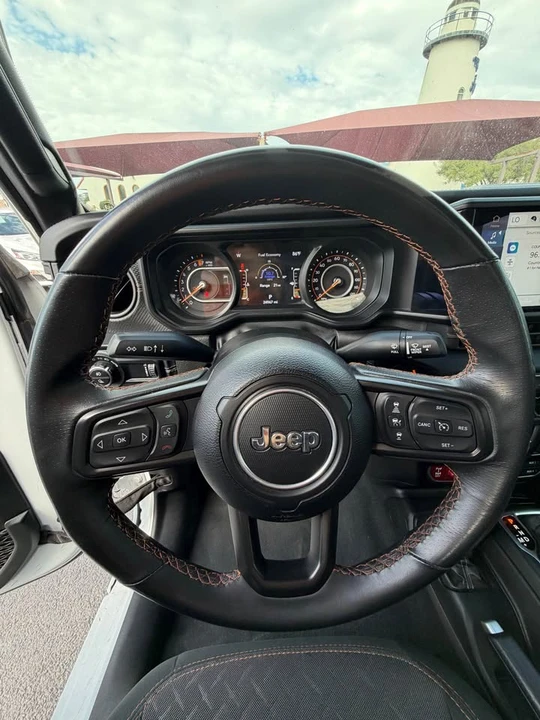2024 Jeep JT Gladiator - Image 10 of 12