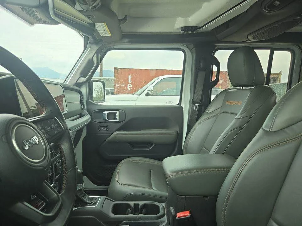 2024 Jeep JT Gladiator - Image 3 of 4