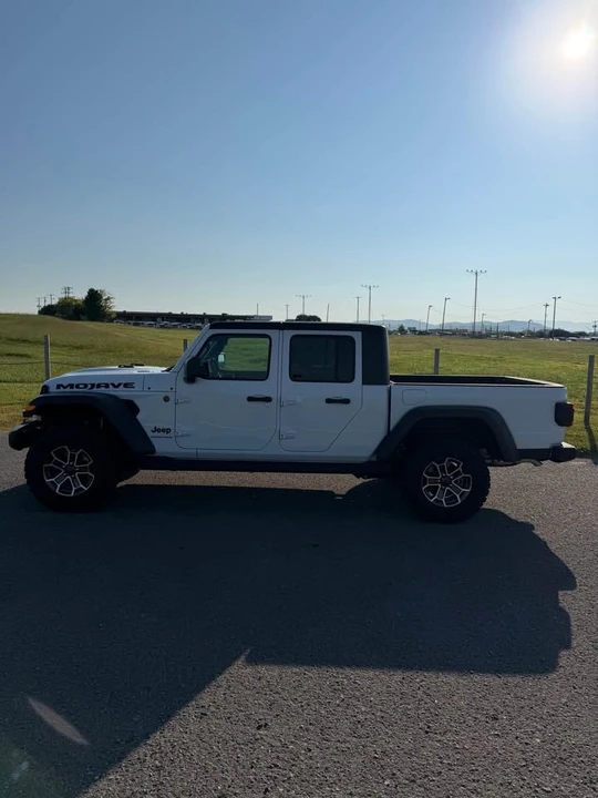 2024 Jeep JT Gladiator - Image 2 of 12