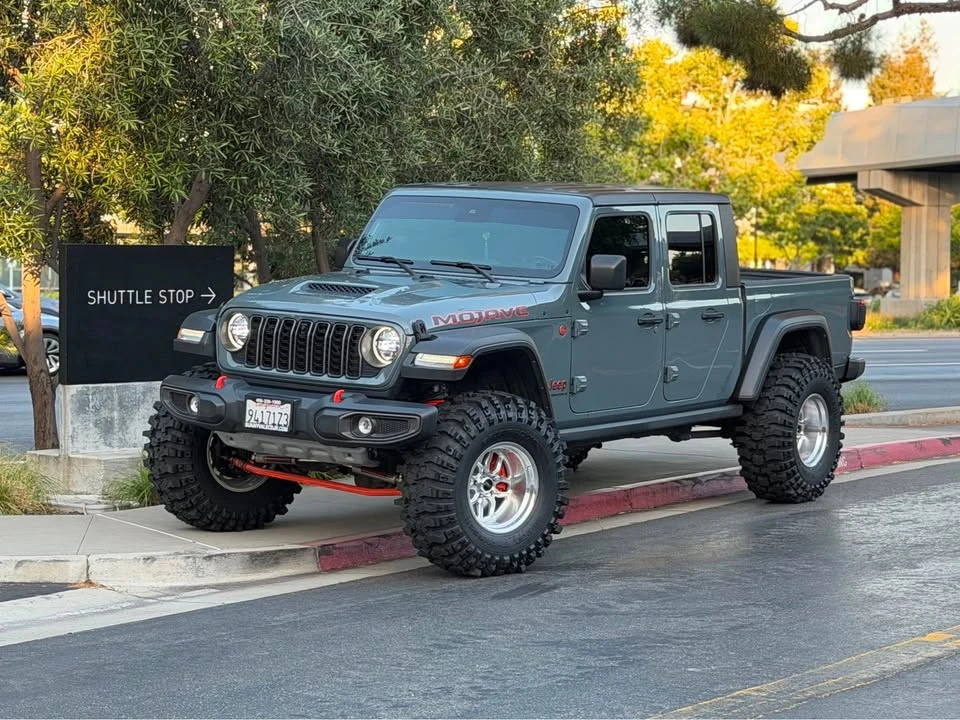 2024 Jeep JT Gladiator - Image 4 of 7