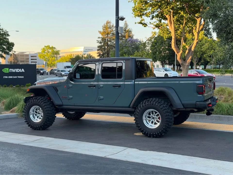 2024 Jeep JT Gladiator - Image 7 of 7