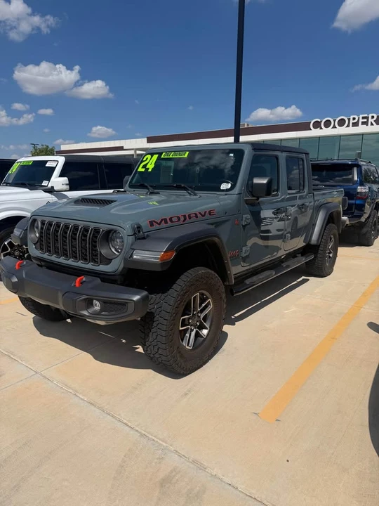 2024 Jeep JT Gladiator - Image 2 of 5