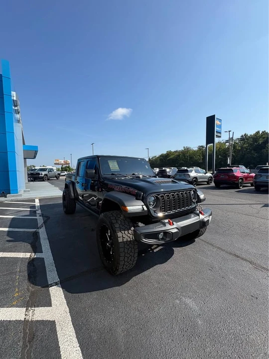 2024 Jeep JT Gladiator - Image 4 of 20