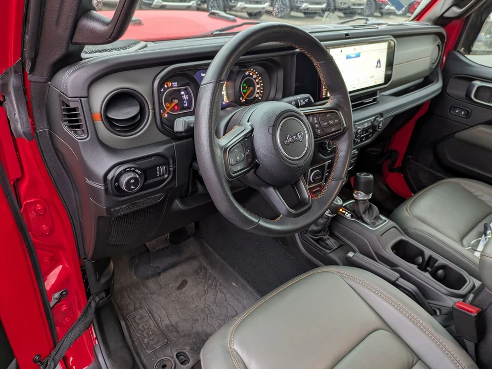 2024 Jeep JT Gladiator - Image 15 of 21