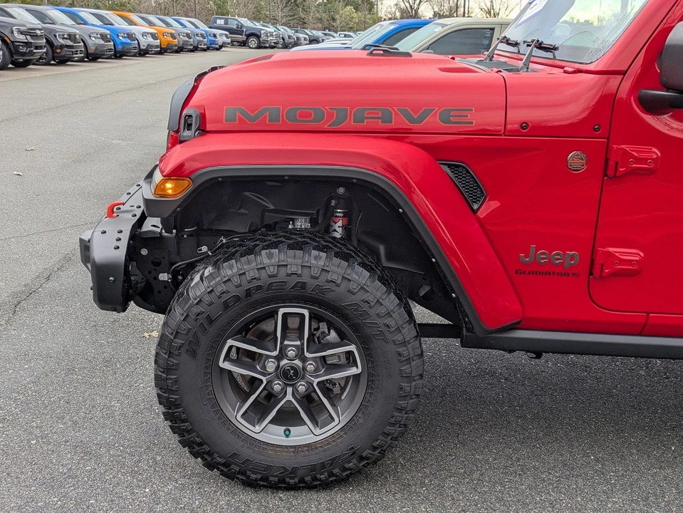 2024 Jeep JT Gladiator - Image 11 of 21