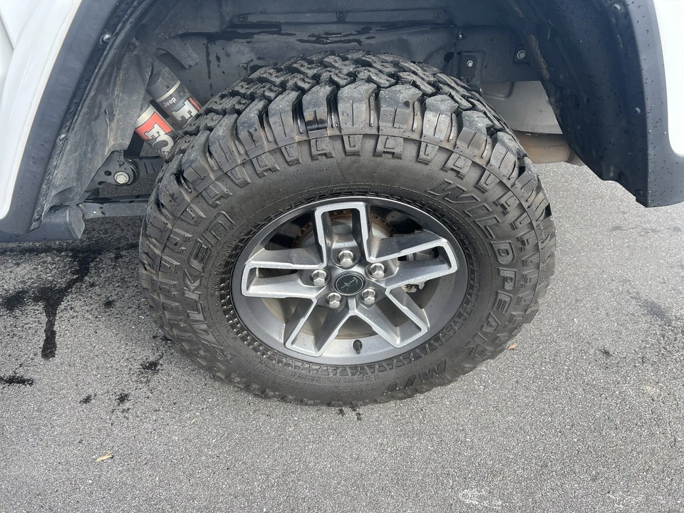 2024 Jeep JT Gladiator - Image 11 of 31
