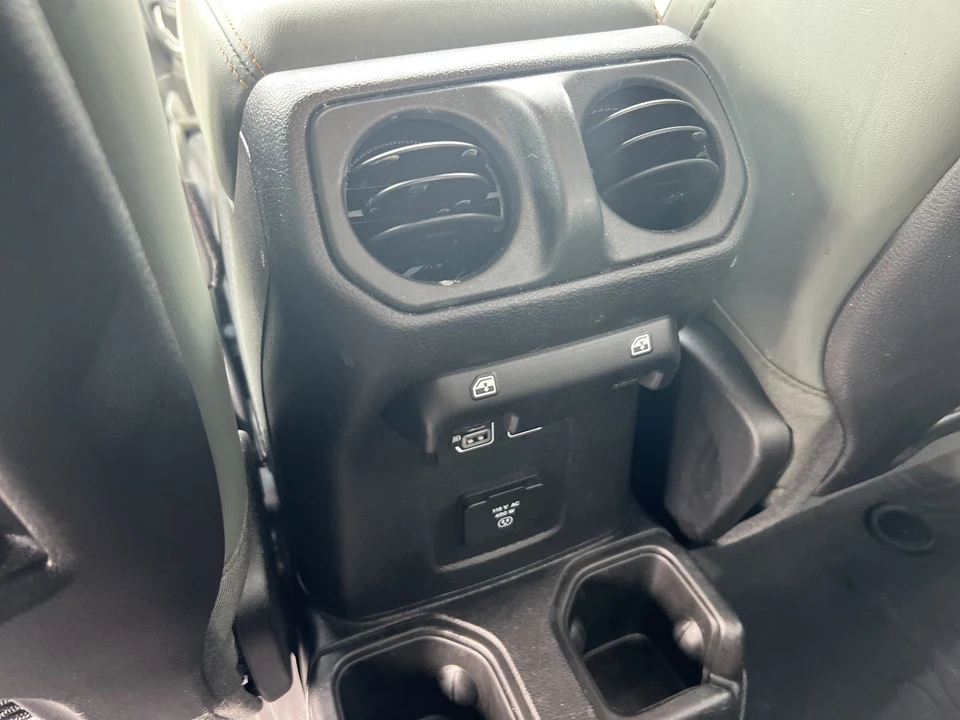 2024 Jeep JT Gladiator - Image 16 of 31