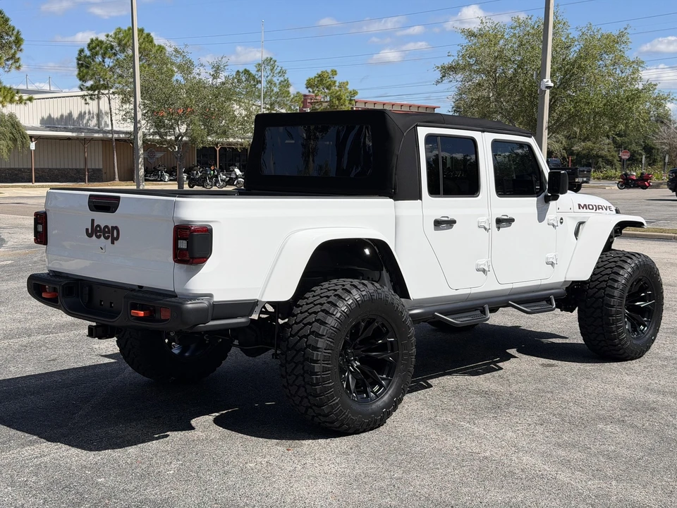2024 Jeep JT Gladiator - Image 12 of 21