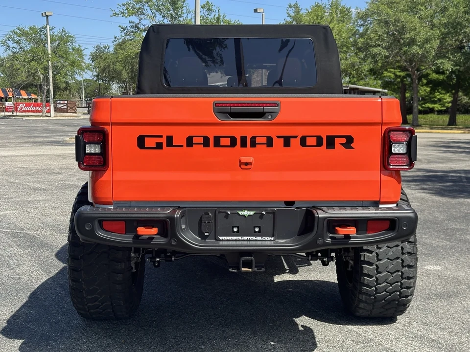 2024 Jeep JT Gladiator - Image 9 of 21