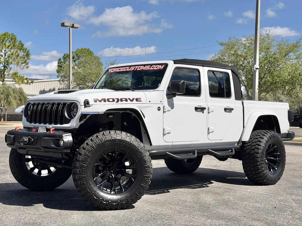 2024 Jeep JT Gladiator - Image 2 of 21