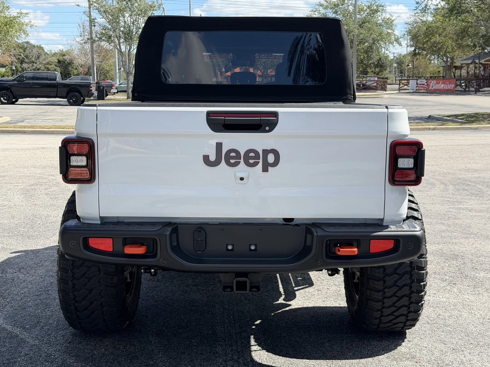 2024 Jeep JT Gladiator - Image 9 of 21