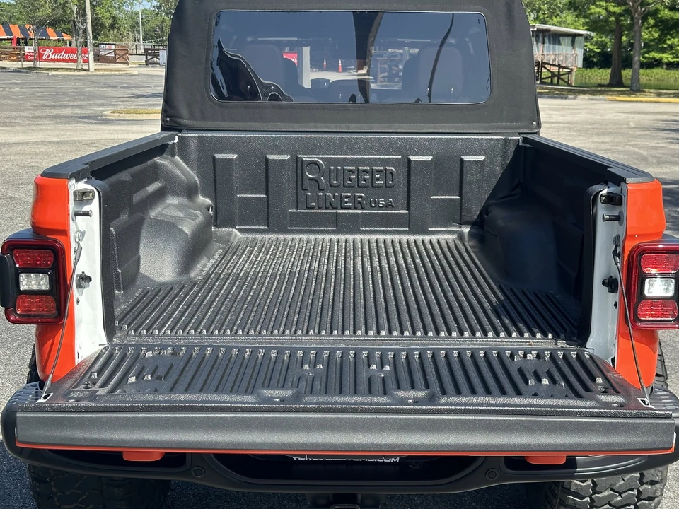 2024 Jeep JT Gladiator - Image 10 of 21