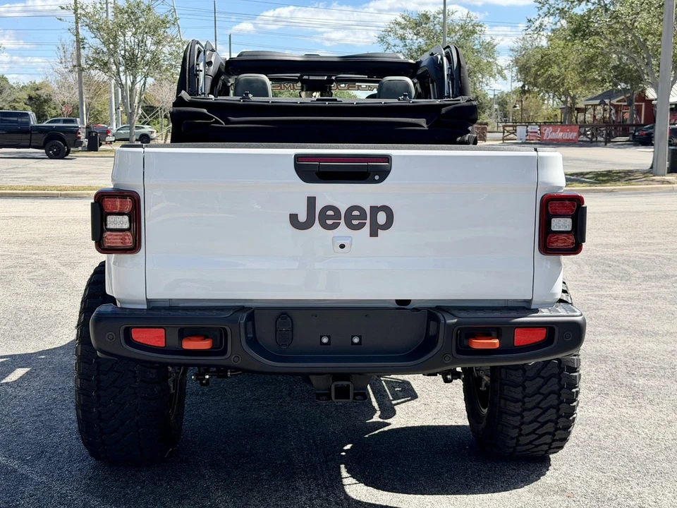 2024 Jeep JT Gladiator - Image 8 of 21