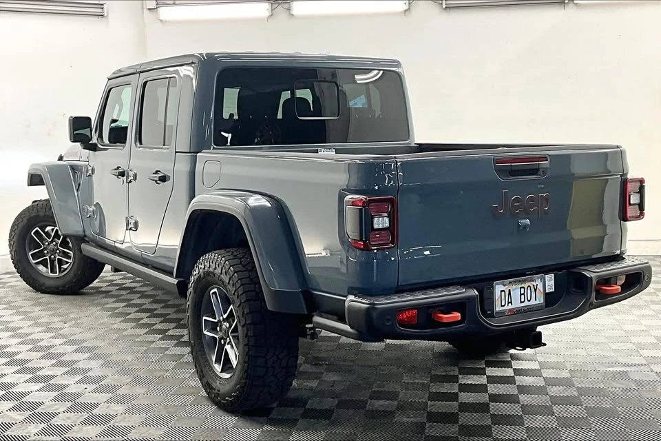 2024 Jeep JT Gladiator - Image 14 of 20