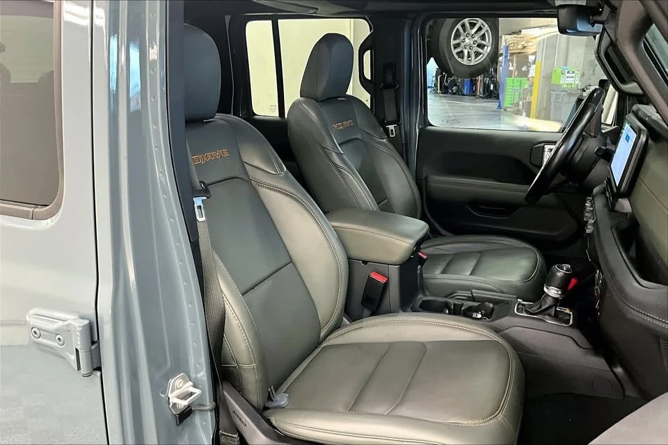 2024 Jeep JT Gladiator - Image 18 of 20