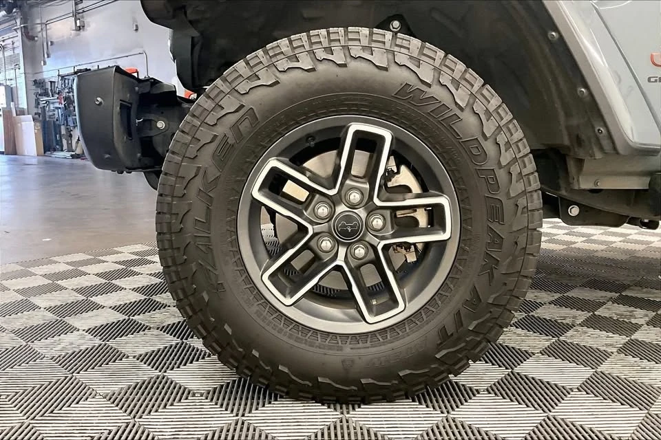 2024 Jeep JT Gladiator - Image 16 of 20
