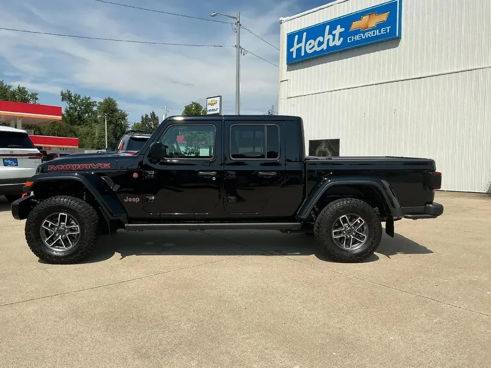 2024 Jeep JT Gladiator - Image 9 of 20