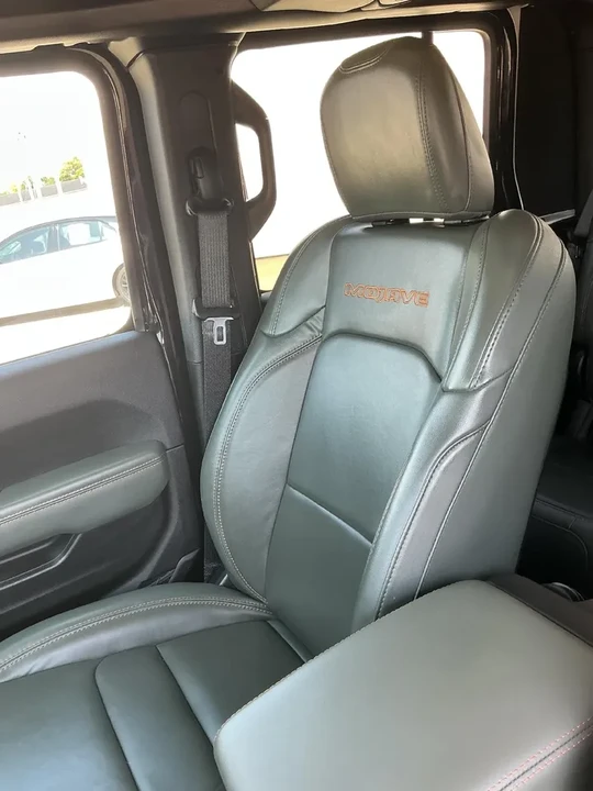 2024 Jeep JT Gladiator - Image 17 of 20